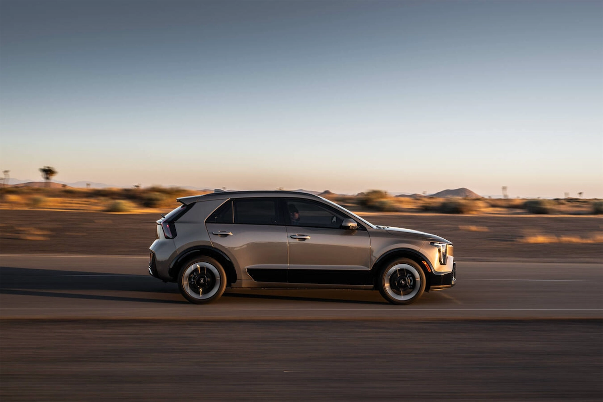 2027 Kia Niro side profile