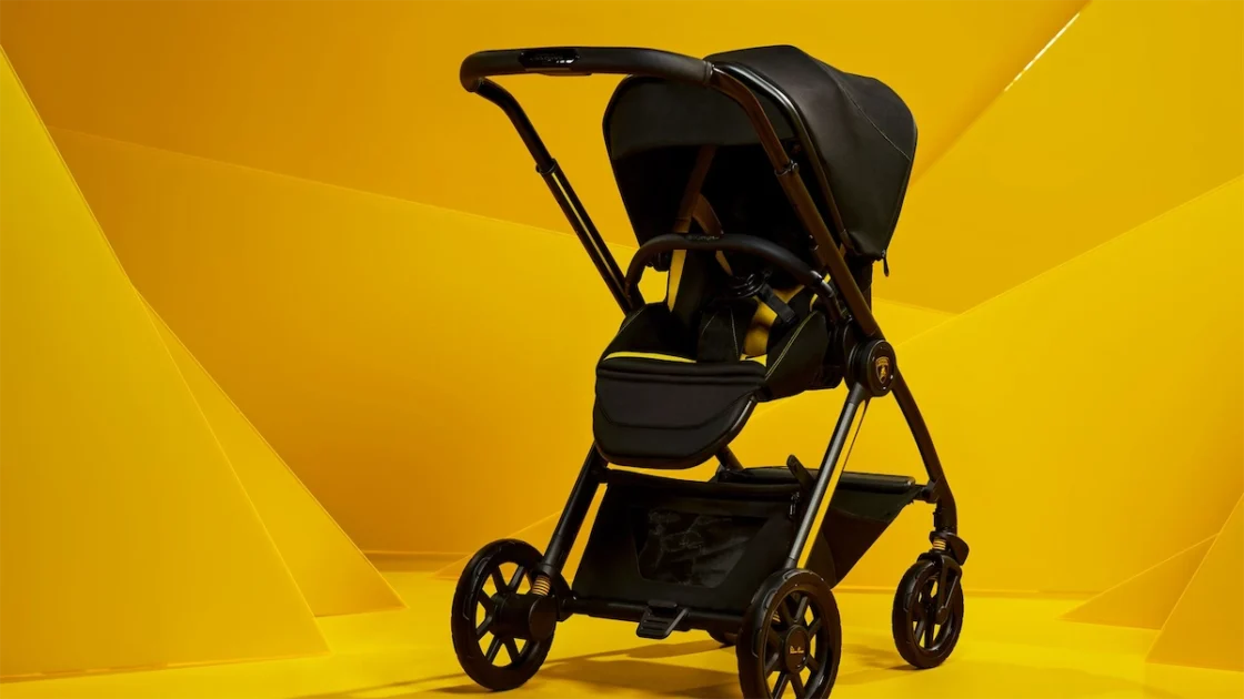 Lamborghini stroller Reef AL Giallo in signature Giallo yellow