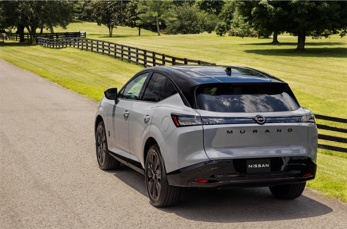 2027 Nissan Murano Dark Armor rear three-quarter view