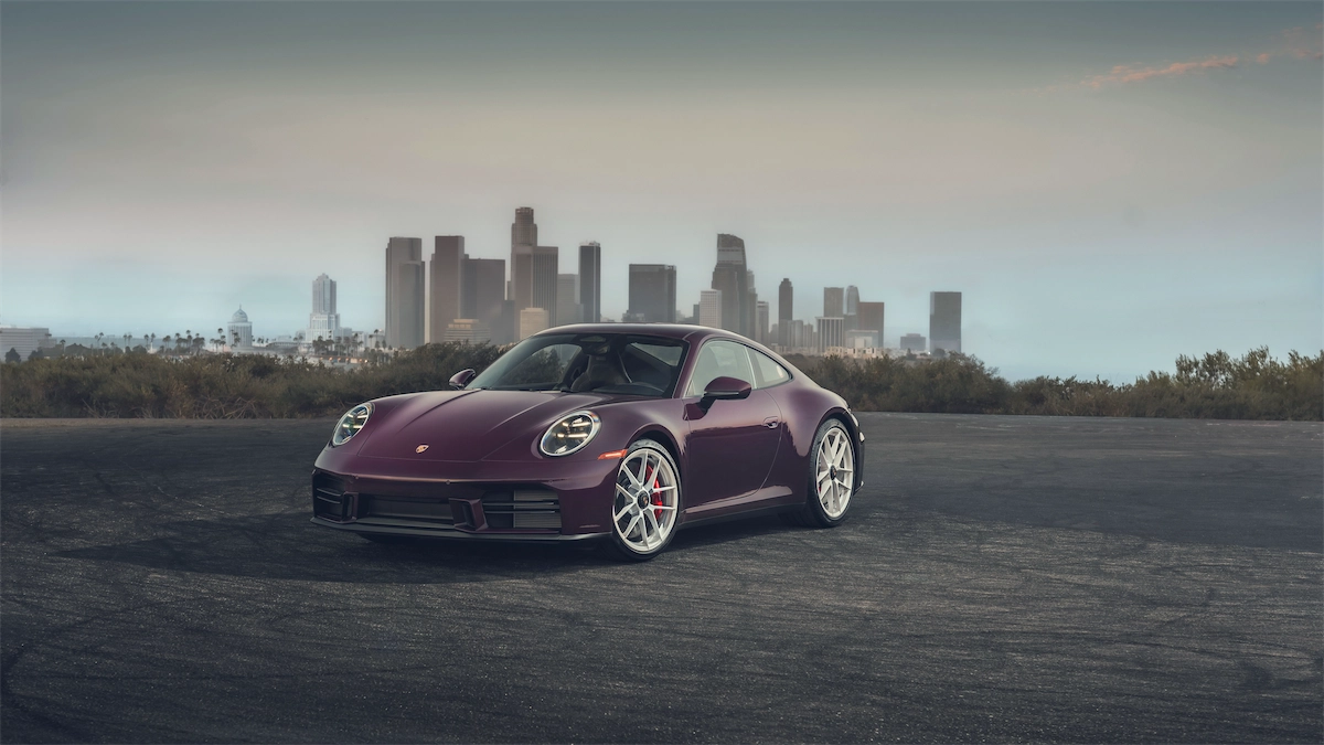Manual 911 Carrera S coupe side profile