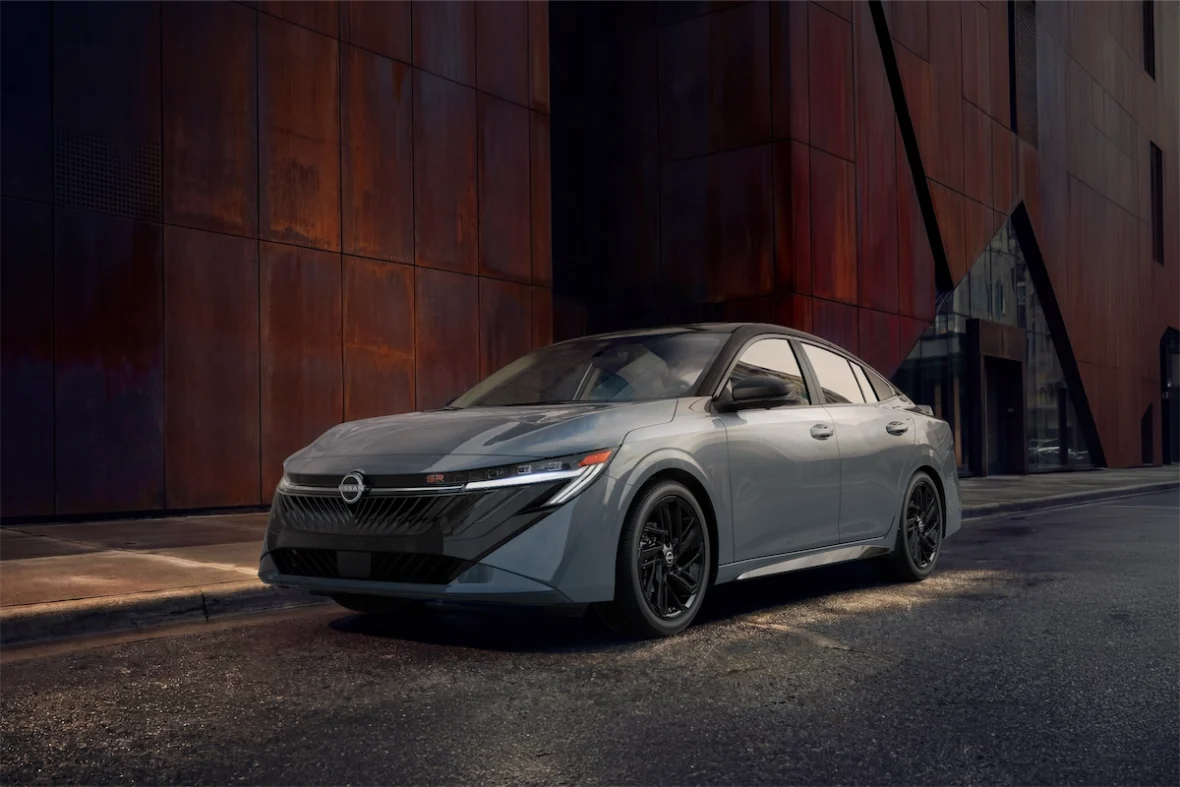 2027 Nissan Sentra SR in the new Midnight Edition package