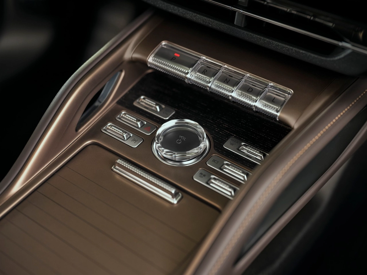 2027 Lincoln Nautilus Black Label Eminent Hour interior detail