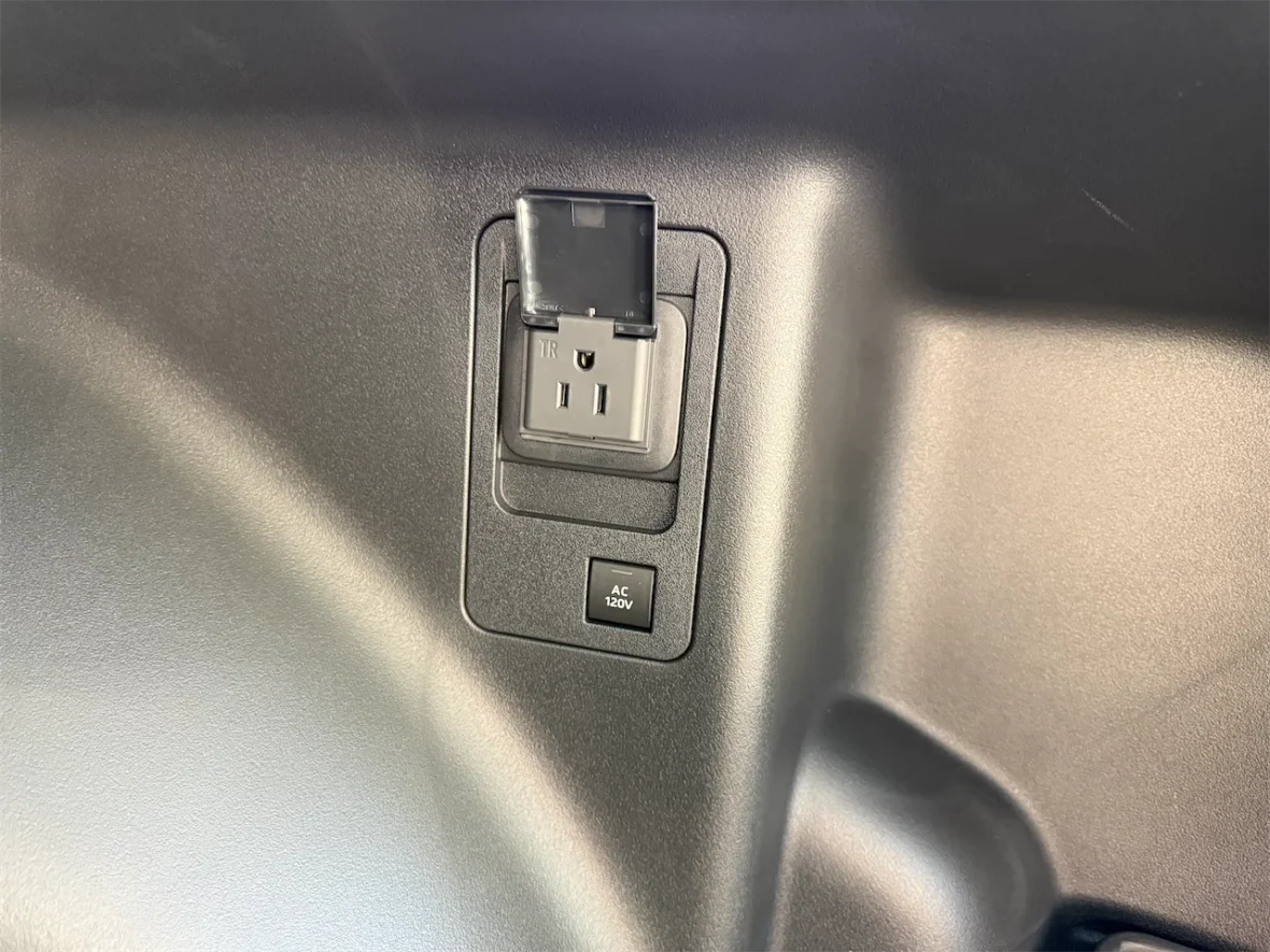 2026 Toyota bZ Woodland AWD