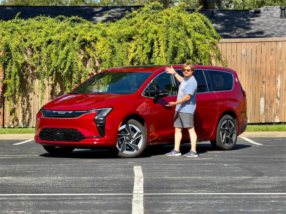 2027 Chrysler Pacifica