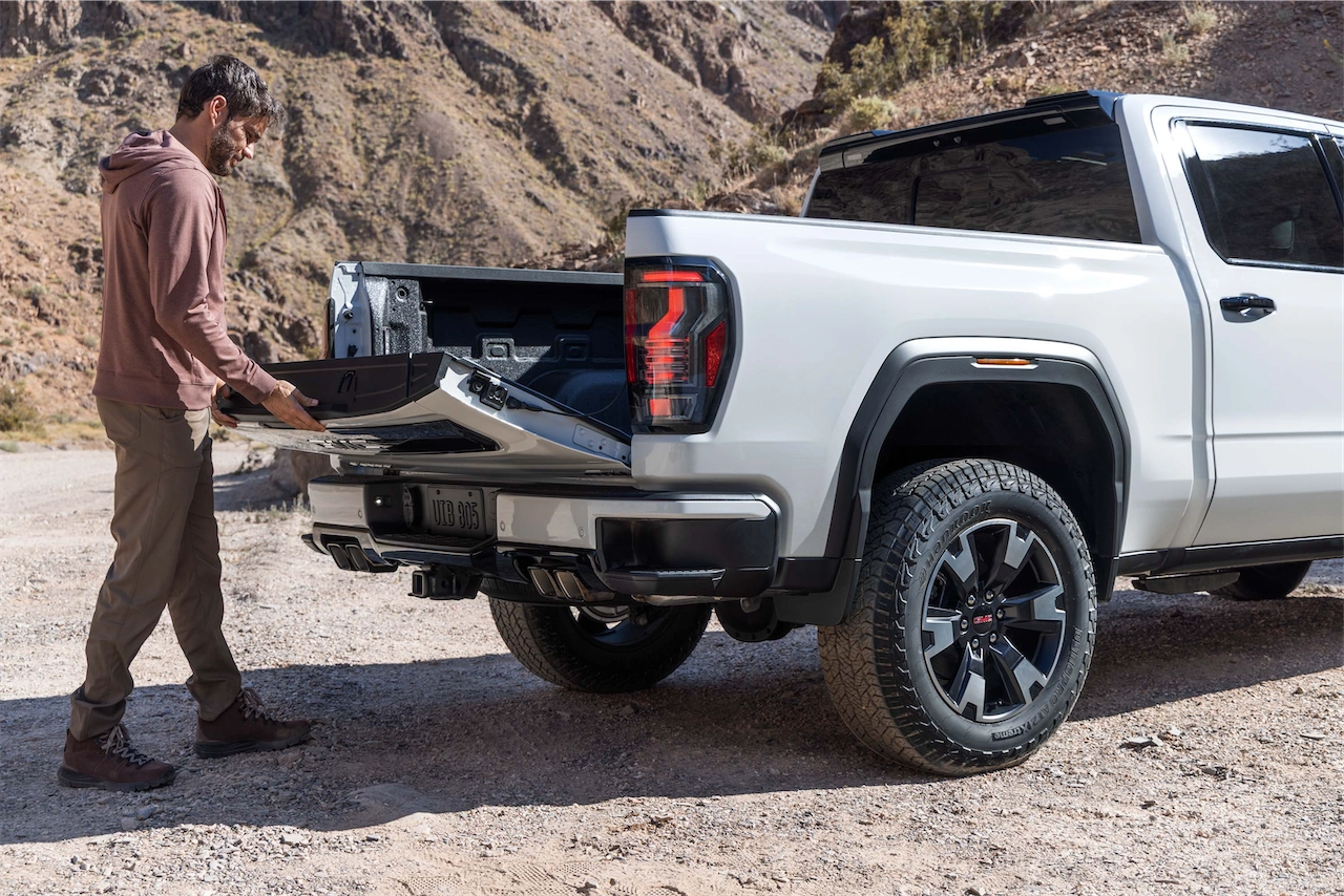 2027 GMC Sierra AT4