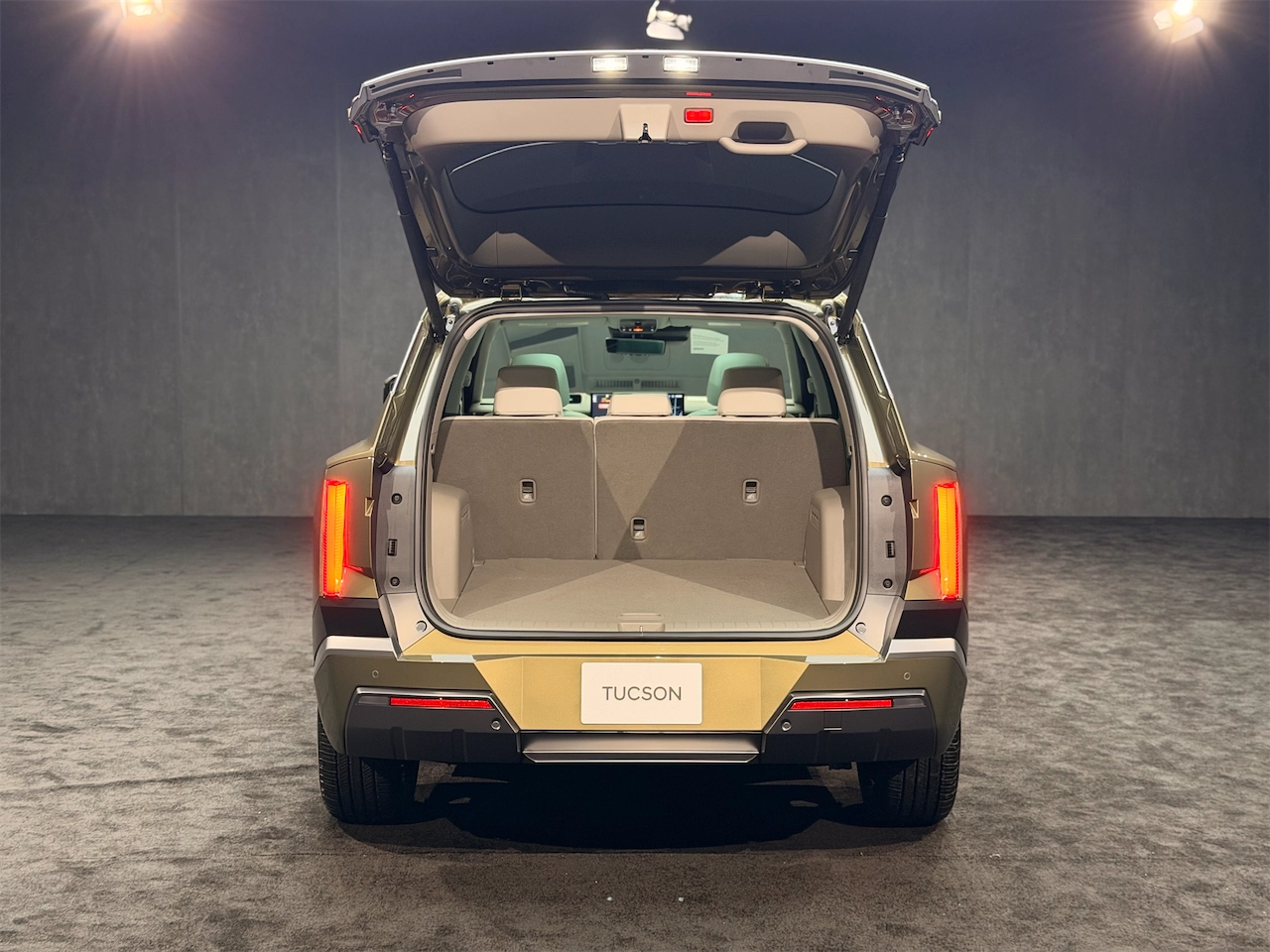 Hyundai’s Idea for Tucson Cargo Accessories Opens a Door for Makers