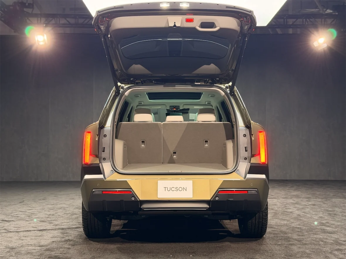 2027 Hyundai Tucson cargo area with the power liftgate open