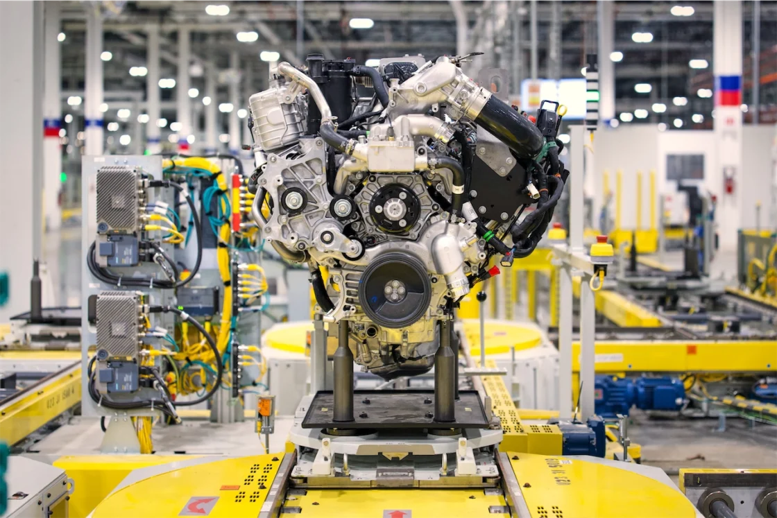 Duramax 8.3L turbo-diesel V8 built for heavy-duty truck towing