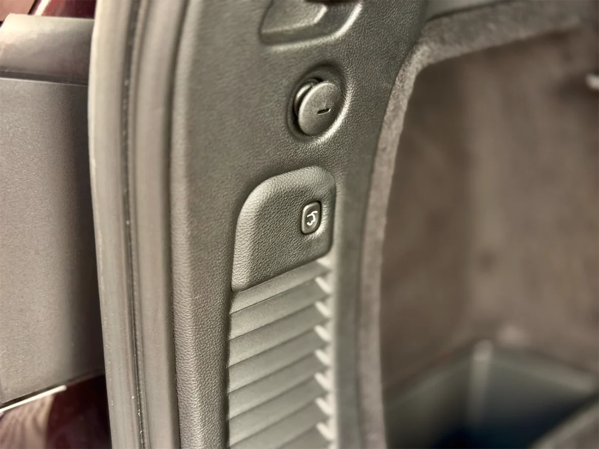 Red Oxide performance SUV detail