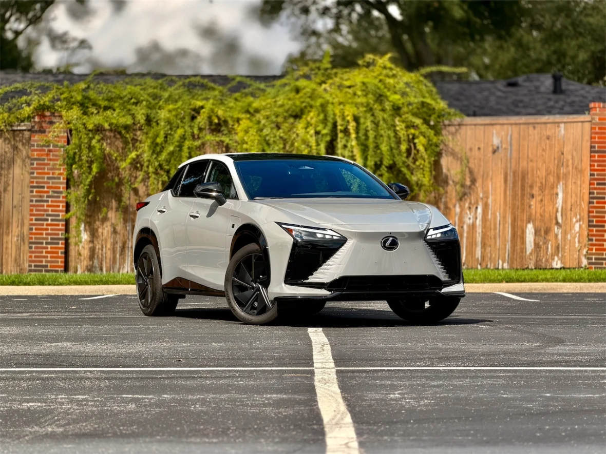 Electric luxury SUV exterior