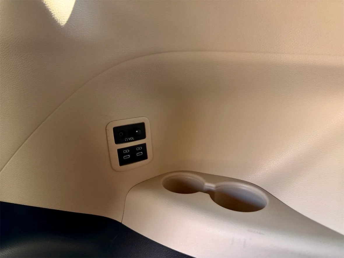 2026 Toyota Sienna Platinum AWD