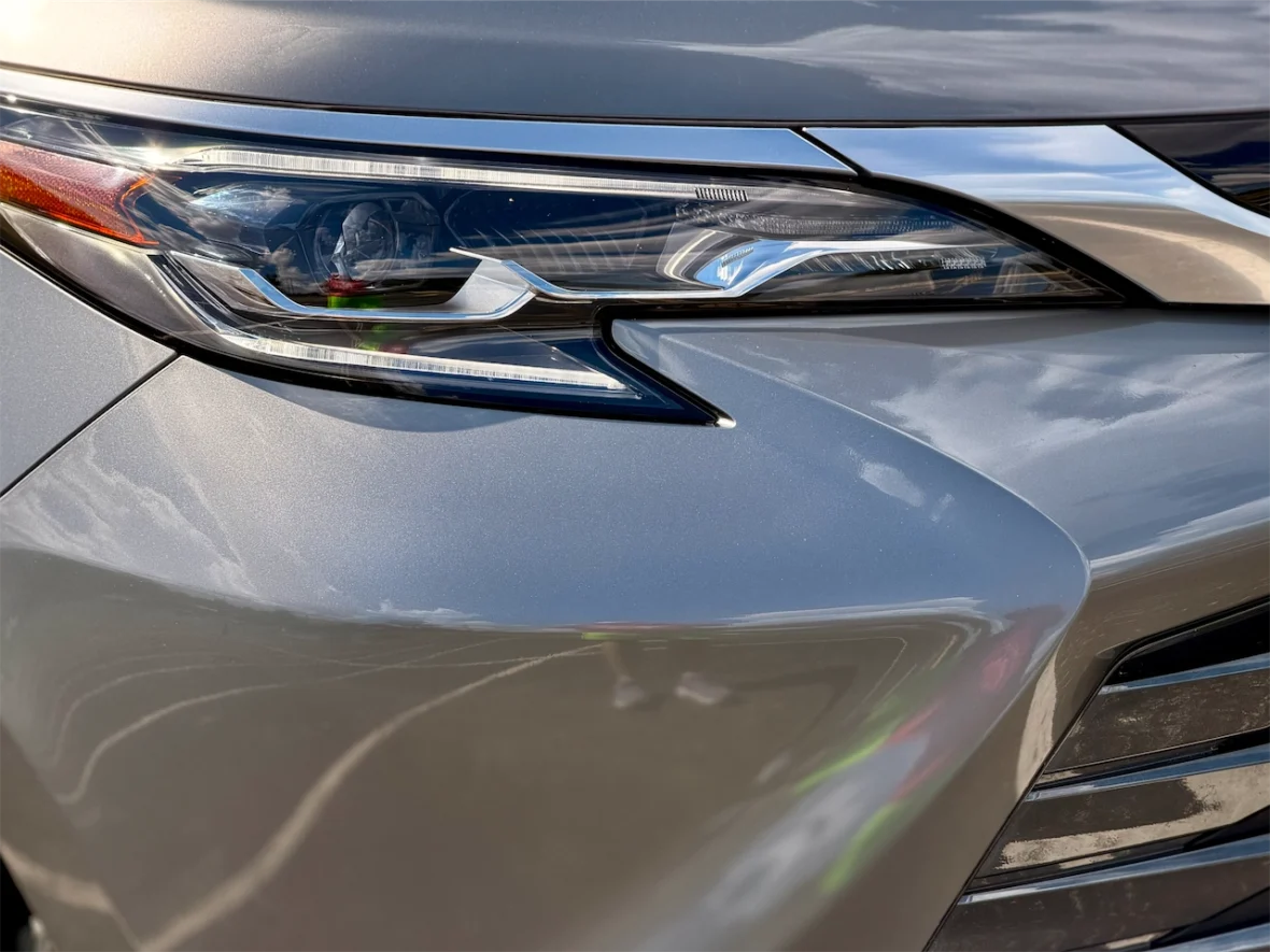2026 Toyota Sienna Platinum AWD