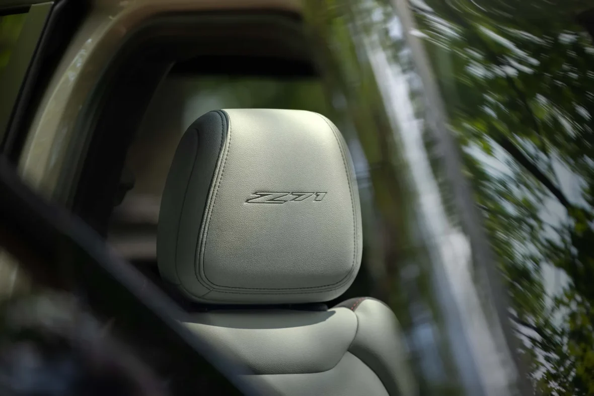 2027 Trailblazer Z71 debossed front-row headrest