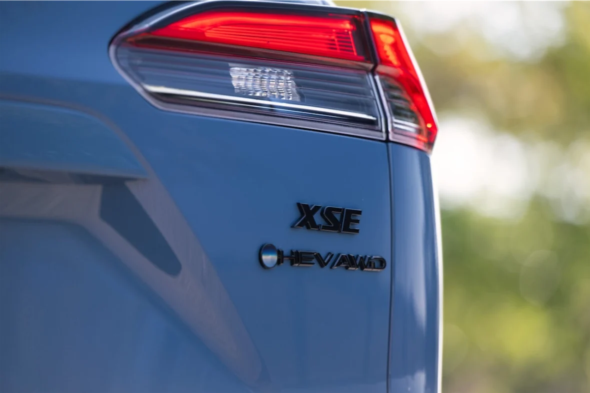 XSE badge on the hybrid liftgate