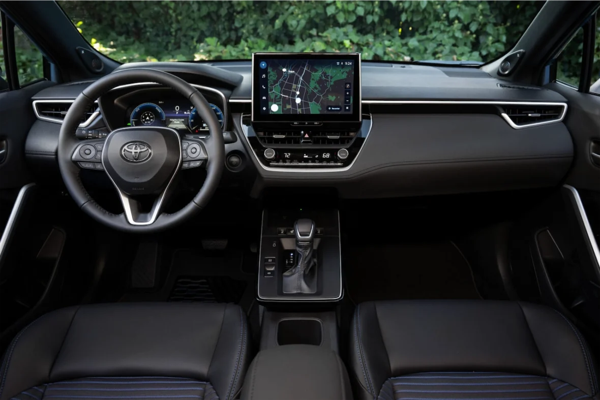 Hybrid XSE dashboard and touchscreen