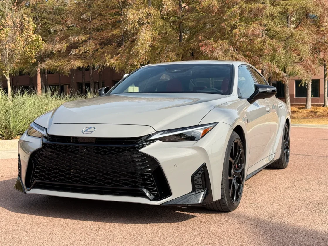 Wind-colored compact sport sedan, gallery photo 2