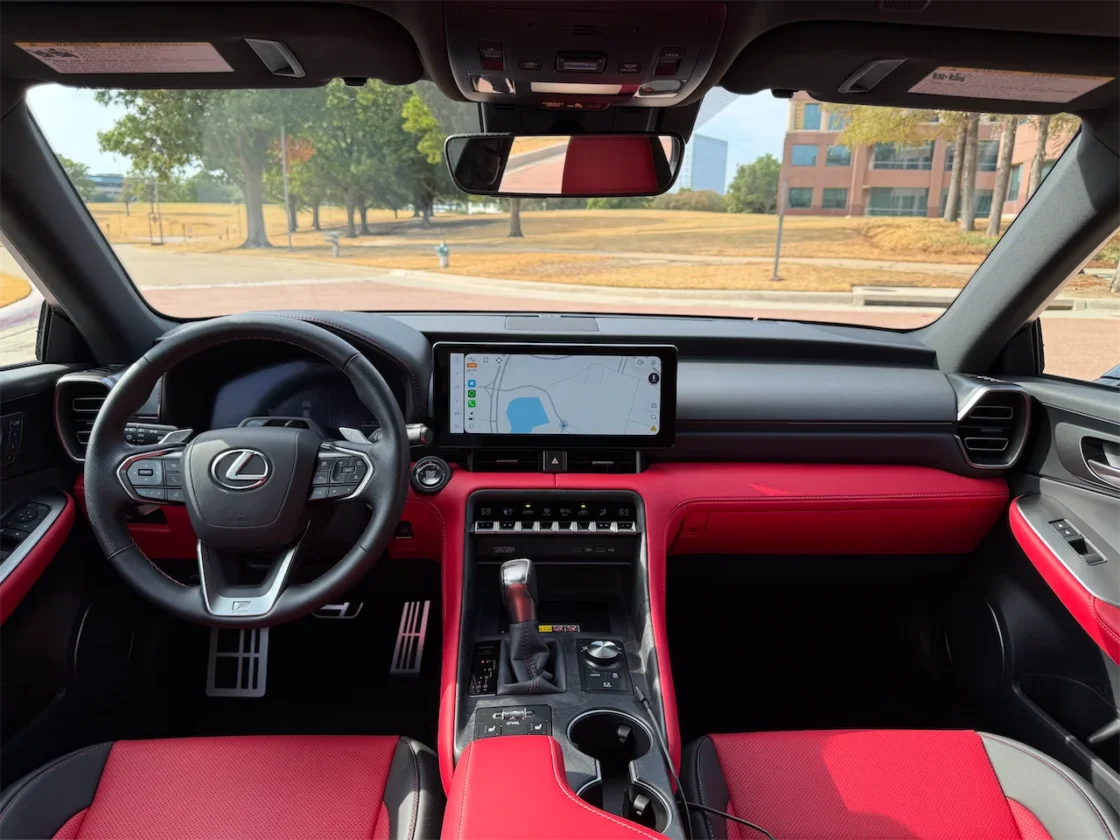 Wind-colored compact sport sedan, gallery photo 10