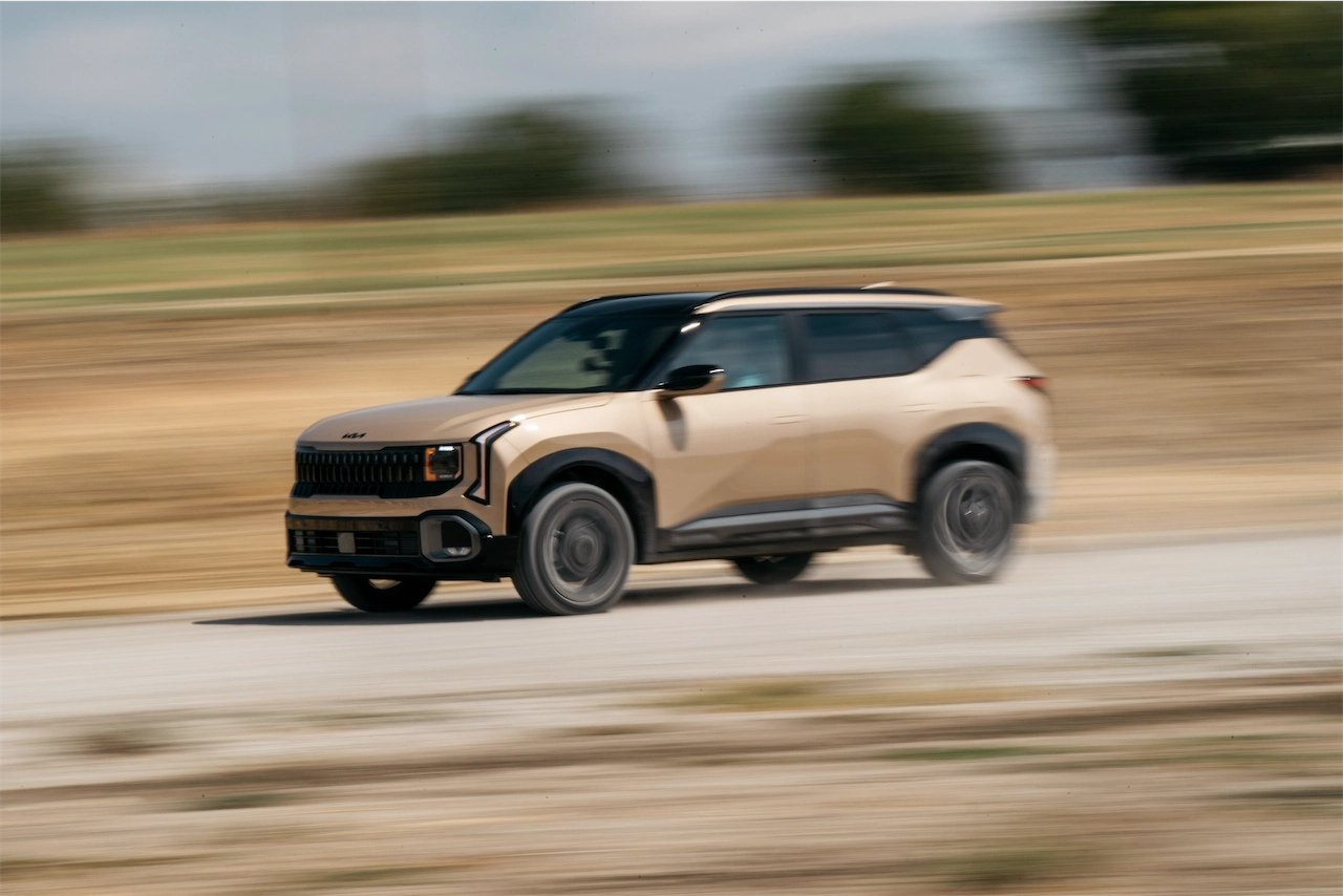 The 2027 Kia Seltos X-Line Is a Baby Telluride That Loves Sand Mode