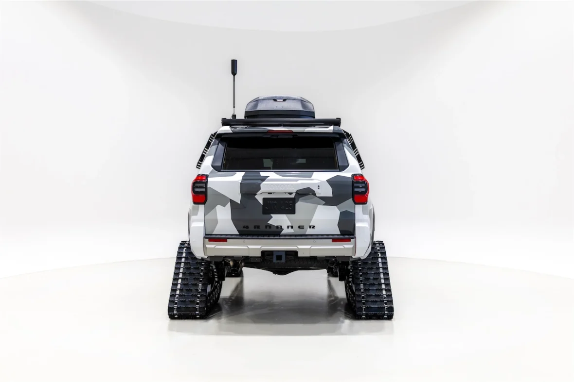 Toyota 4Runner Snowhunter concept on snow tracks