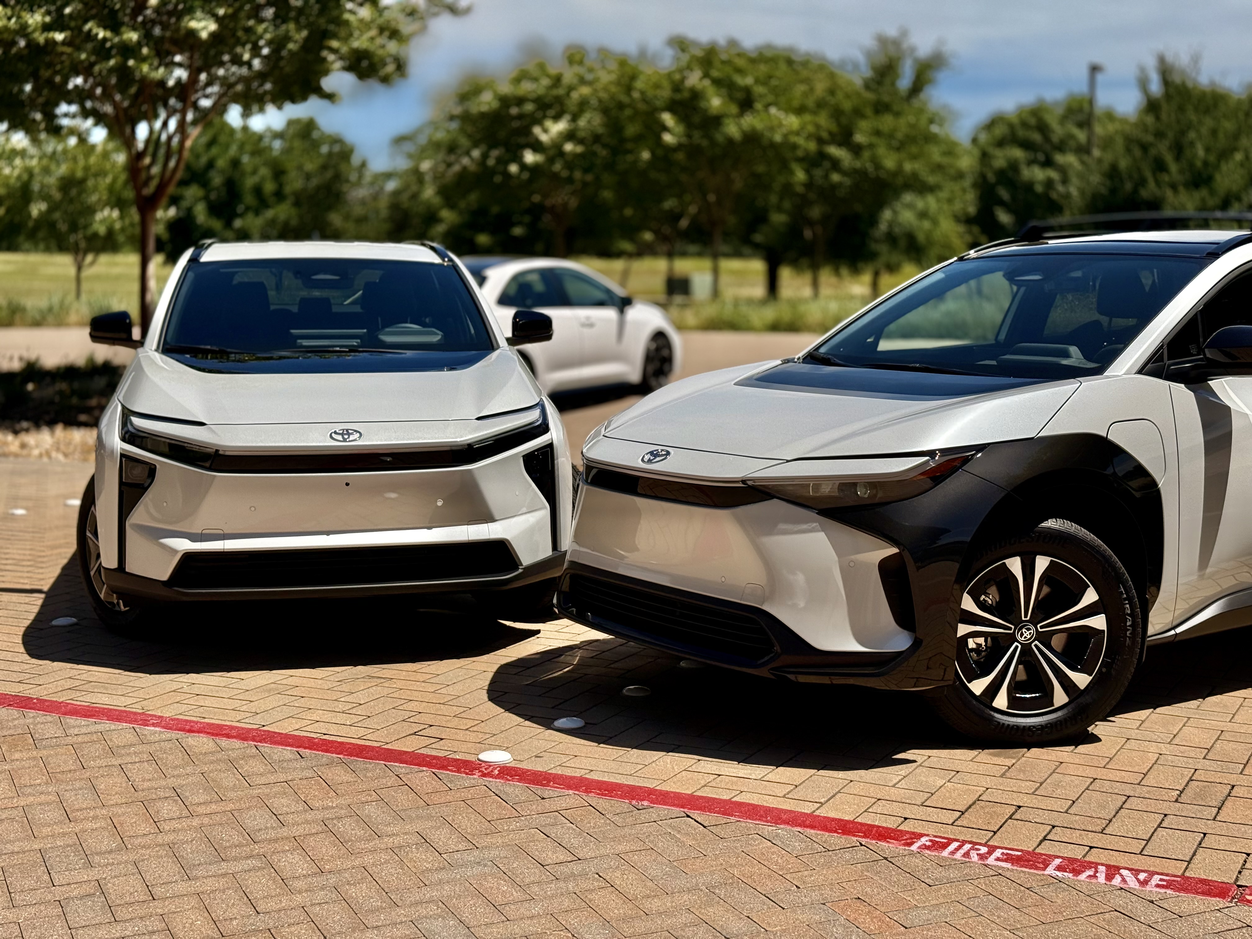 2026 Toyota bZ XLE on the left, 2025 Toyota bZ4X XLE on the right.